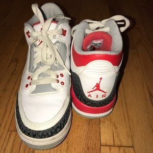 AIR JORDANS